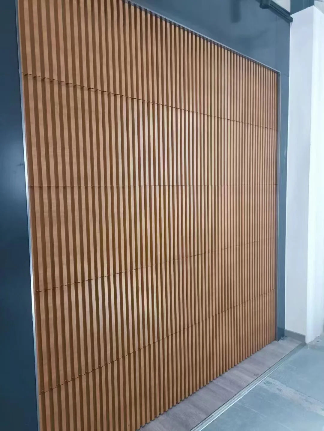 Wholesale High-Quality Custom WPC Garage Doors WPC Rolling Shutters at Factory Pricing in China